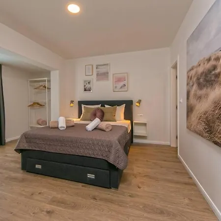 Apartman Macan Brela Exterior photo
