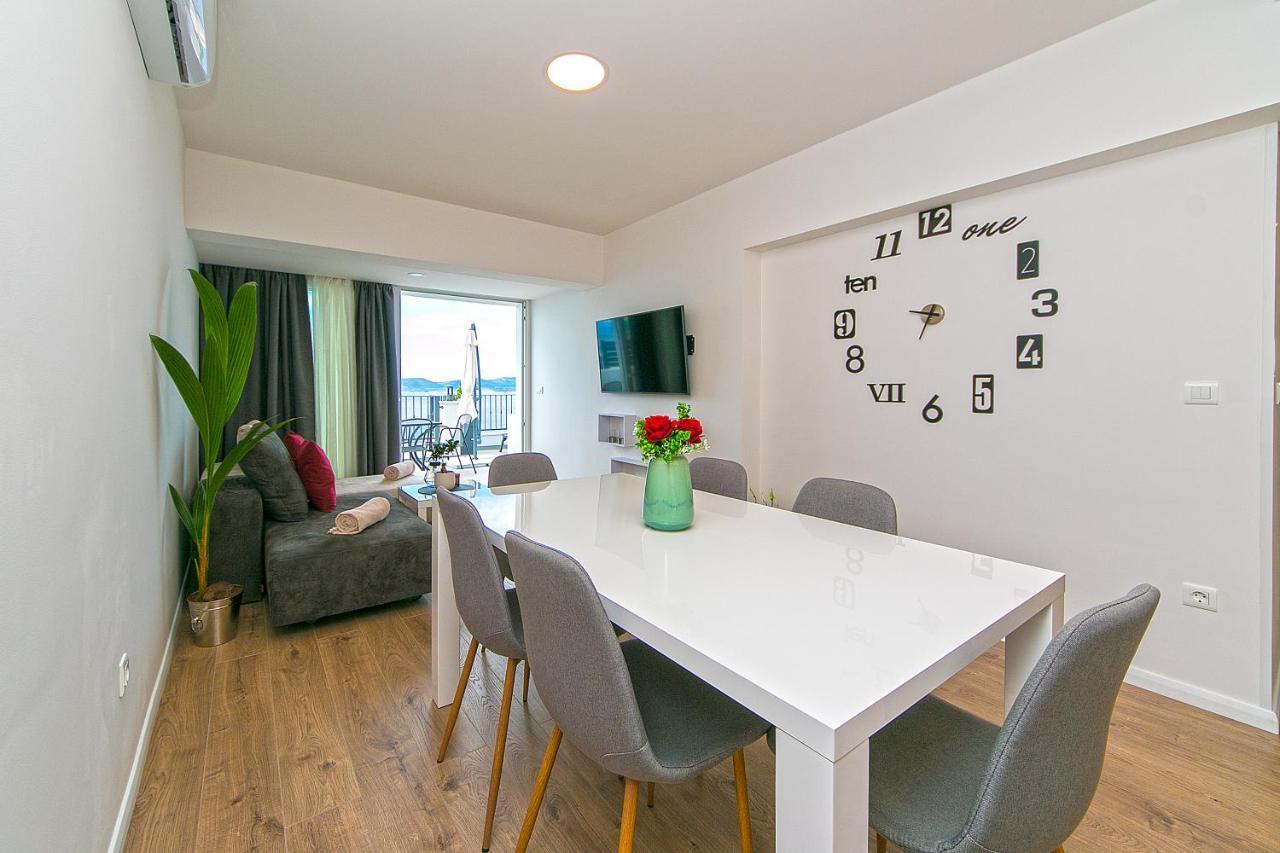 Macan Apartment *